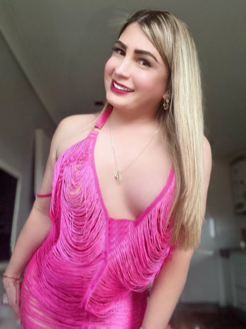 642825599 | ASHLY | Transexual