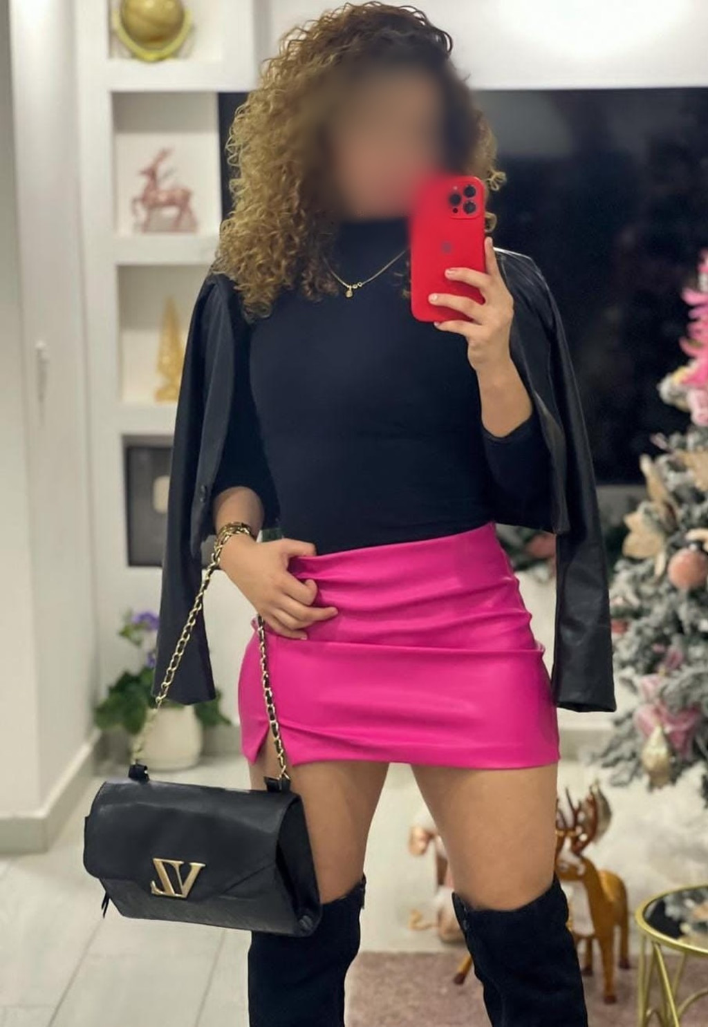 DANIELA