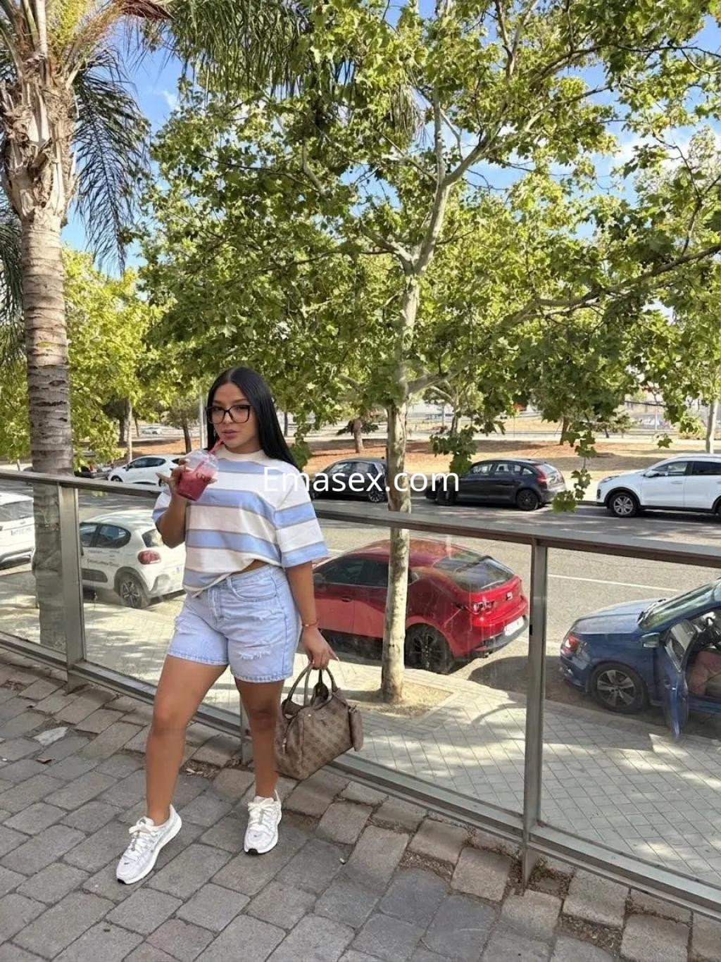 Camila, 19 años, en Murcia