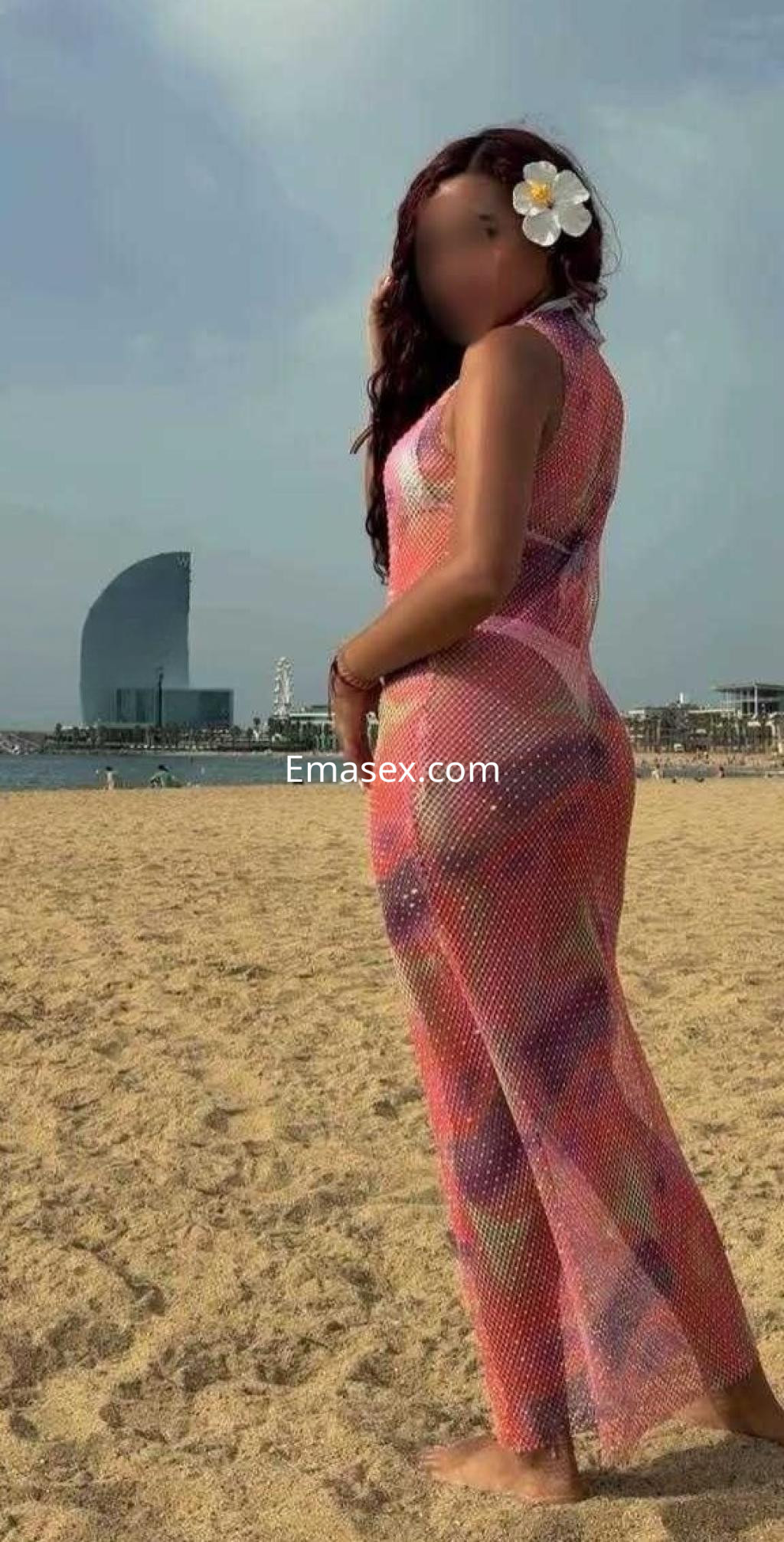Rihana, 22 años, en Madrid – foto 5