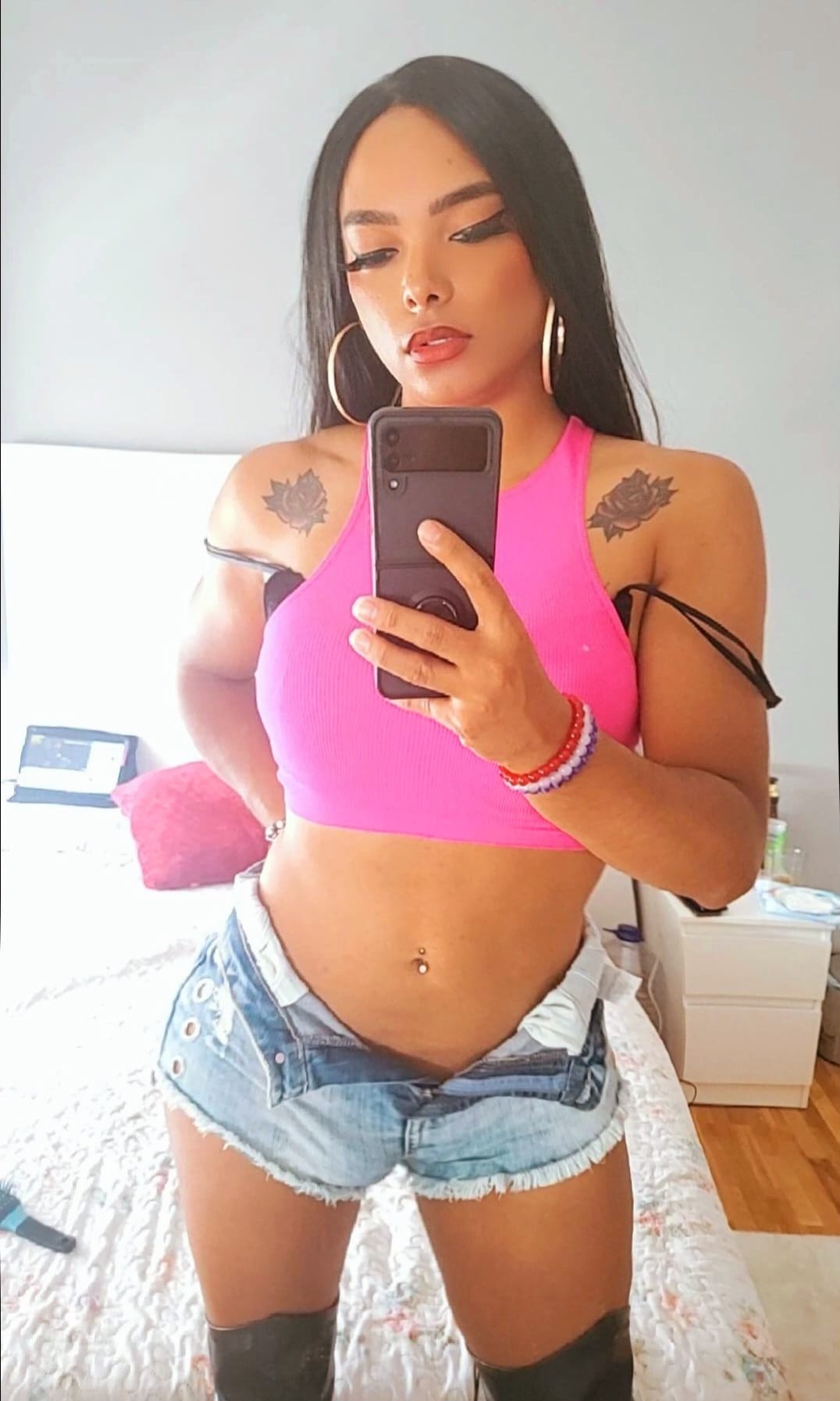 641176551|SOFIA|Transexual