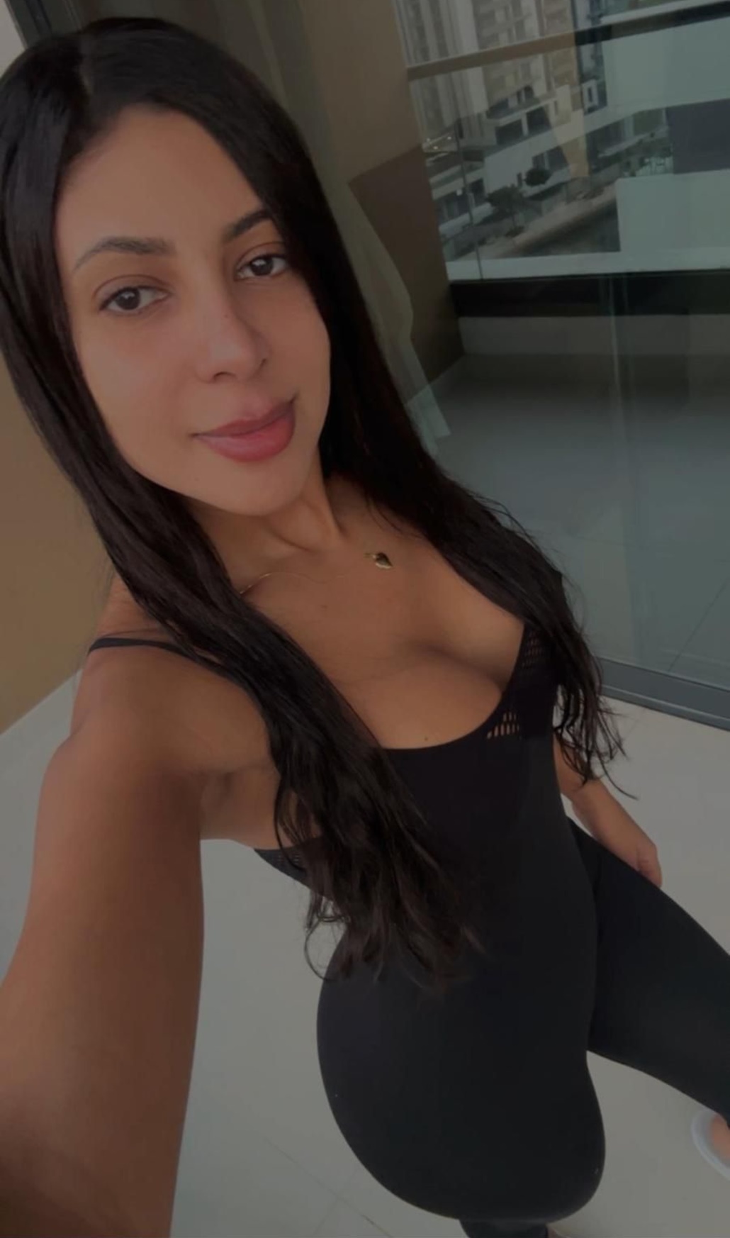 662645313|AGATHA|Chica