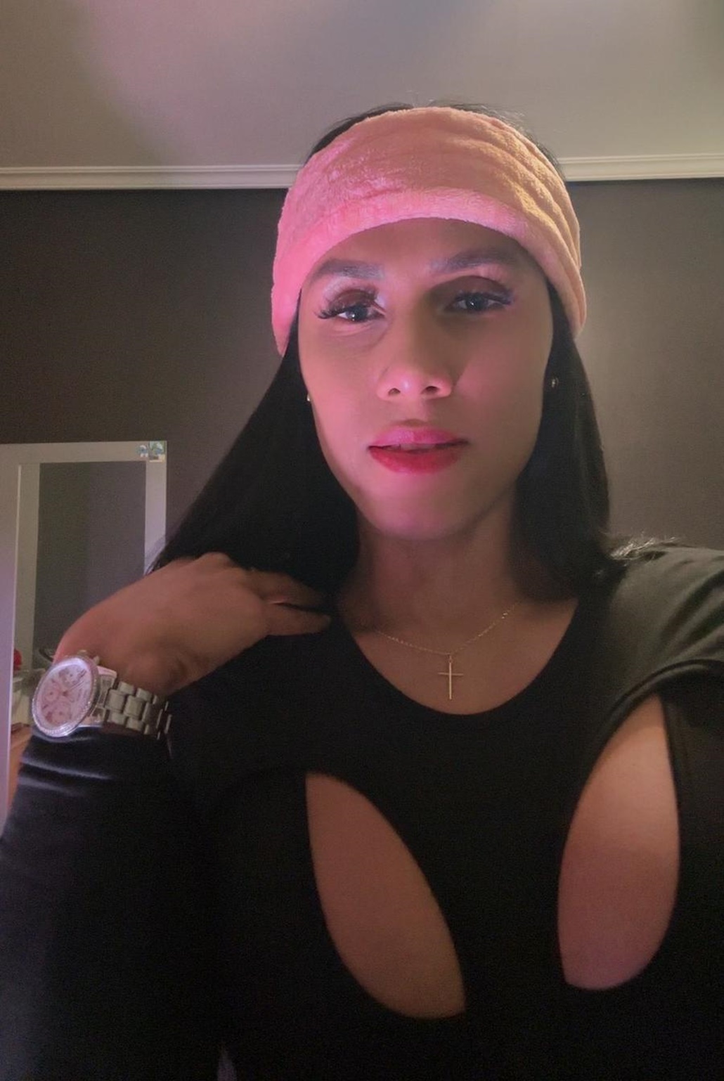 604166572|SOFIA|Transexual