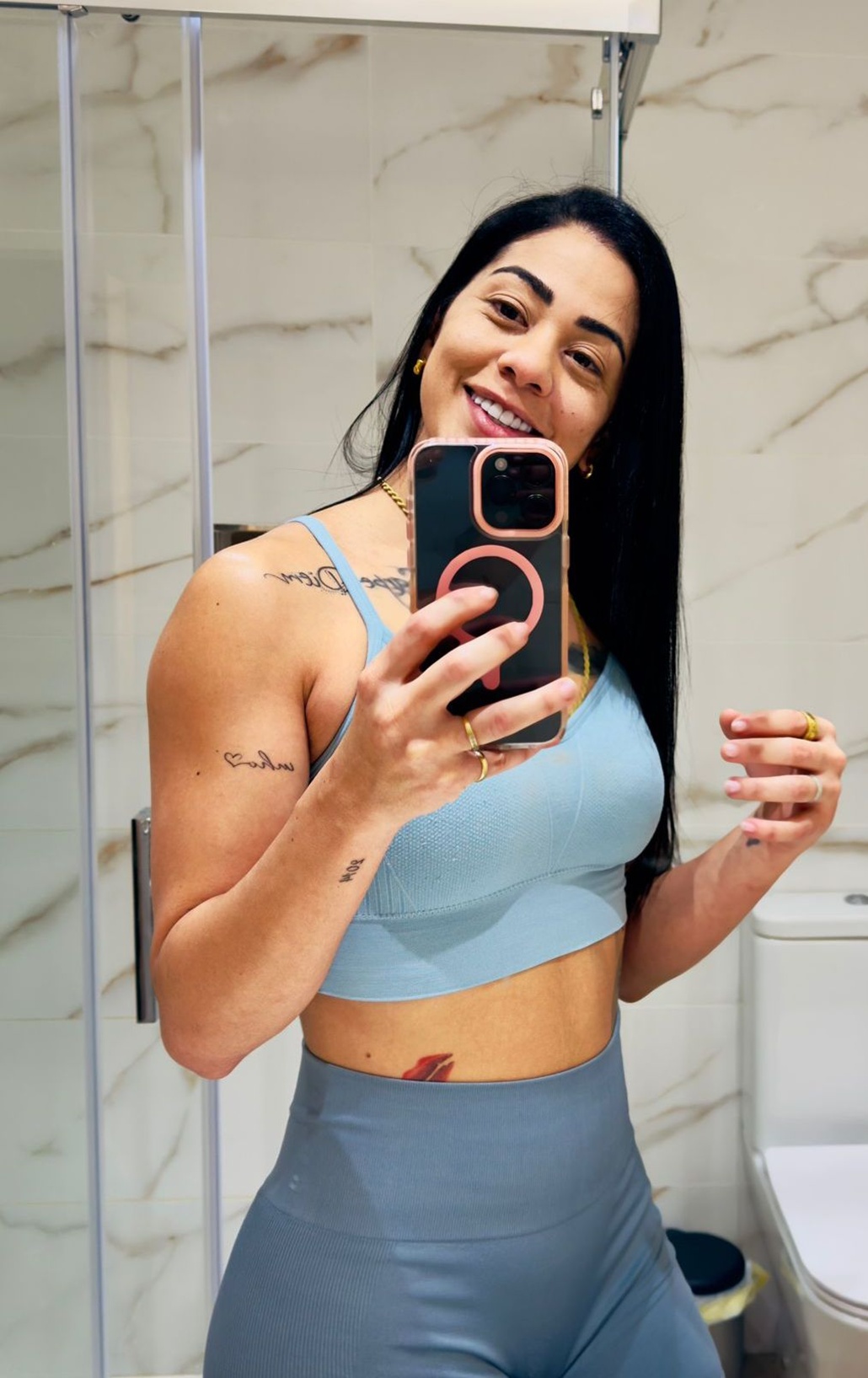 641510049|ISABELA|Chica
