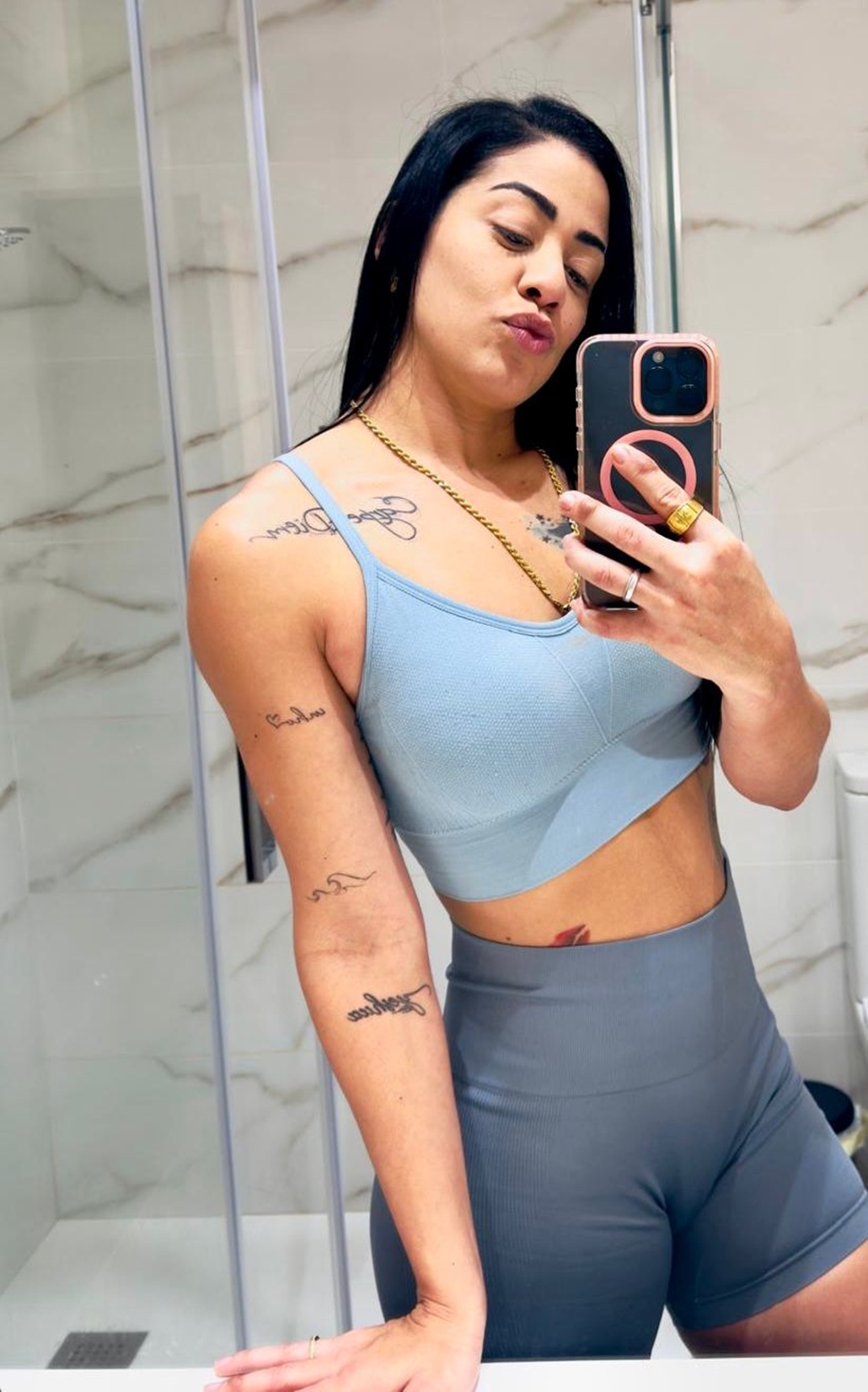 641510049|ISABELA|Chica