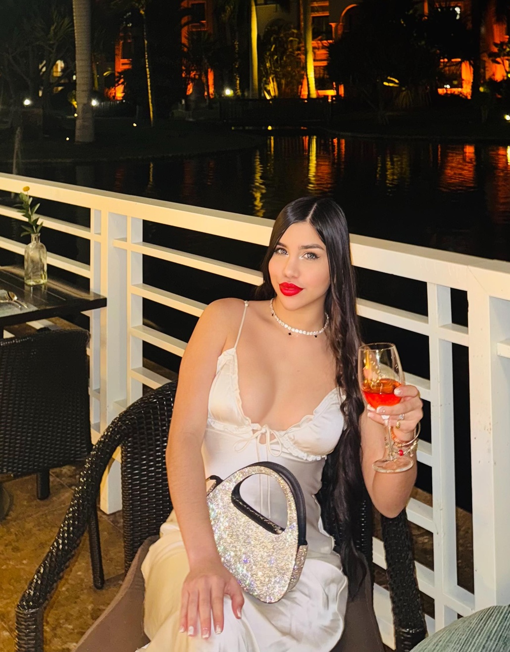 610978172|CAMILA|Chica