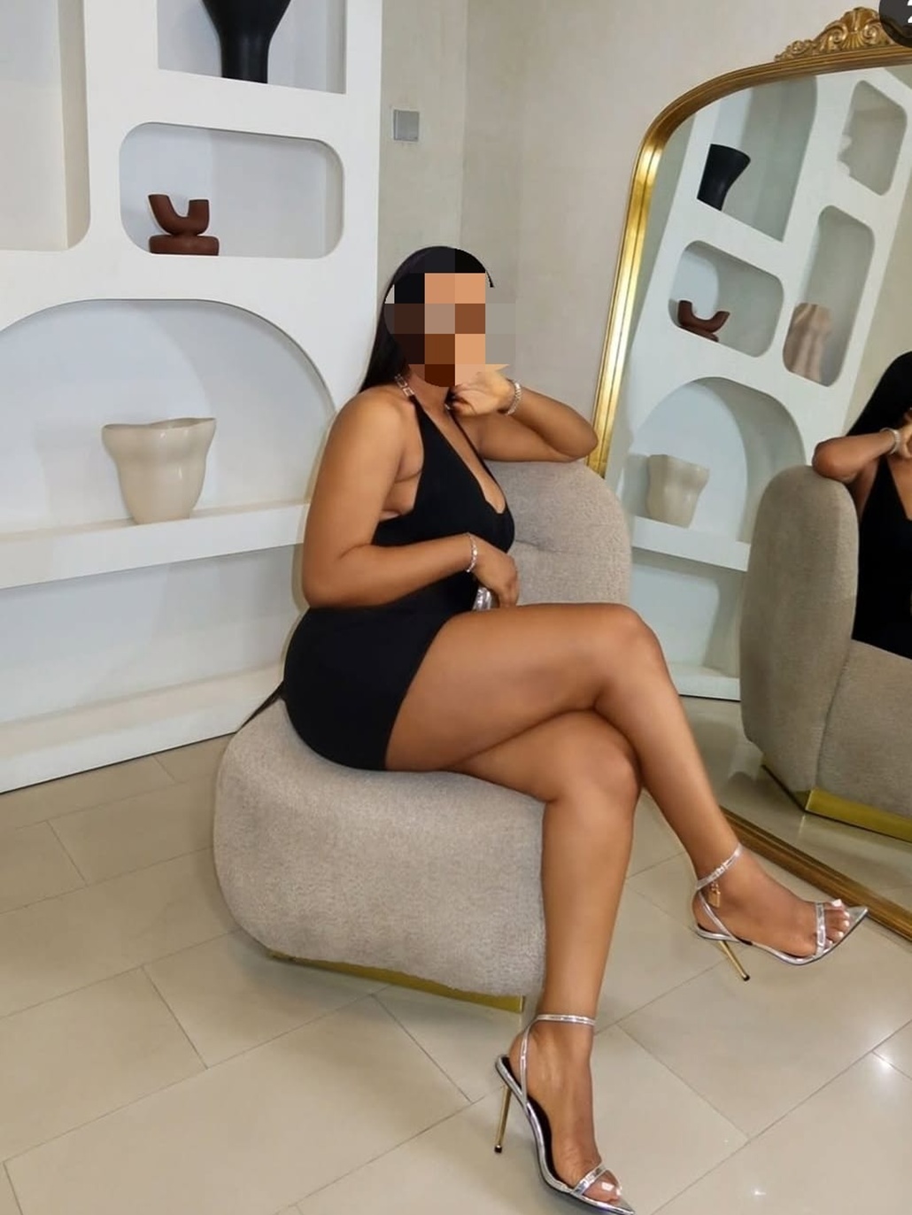 gallery-photo