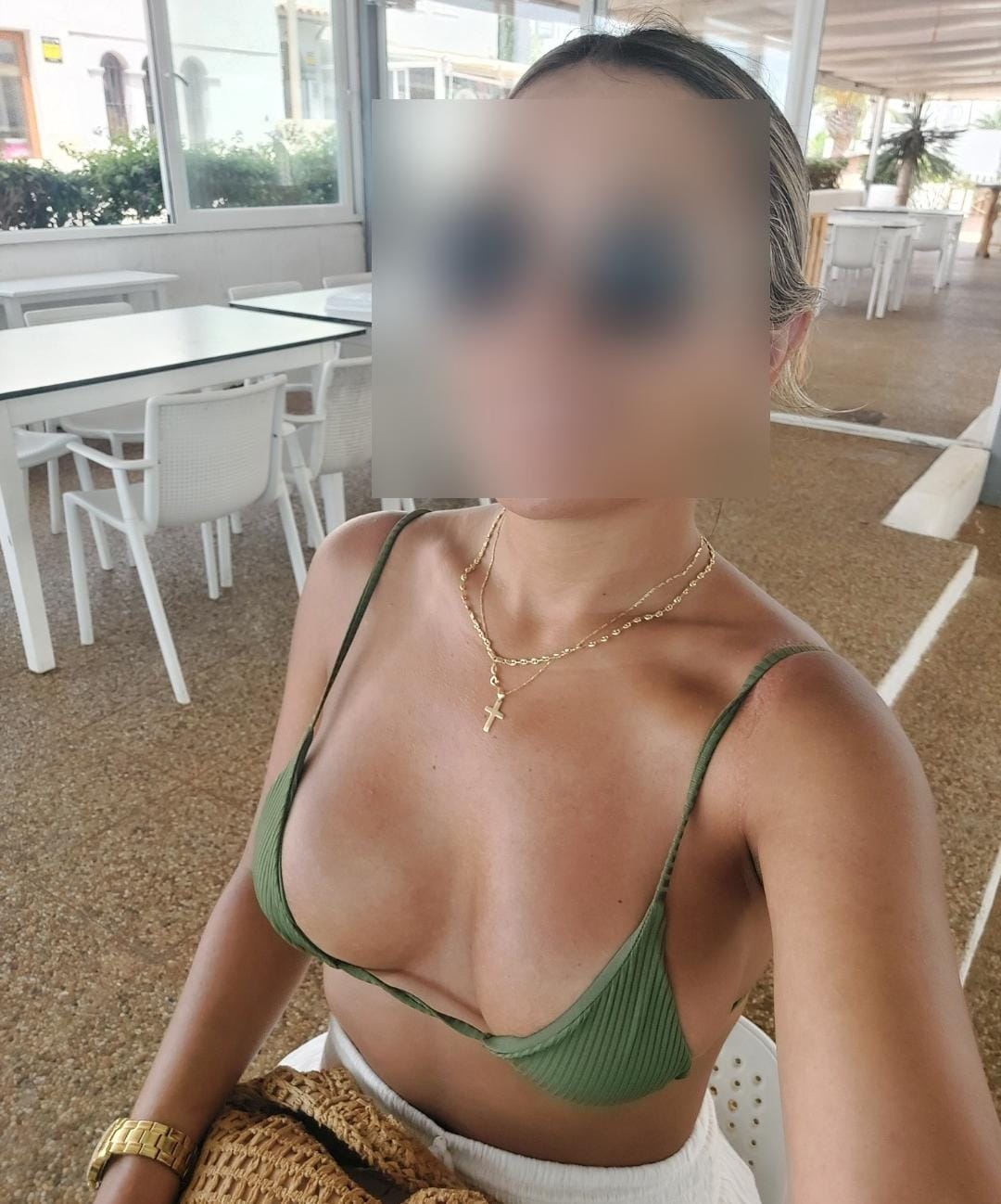 604240778|MARCELA|Chica