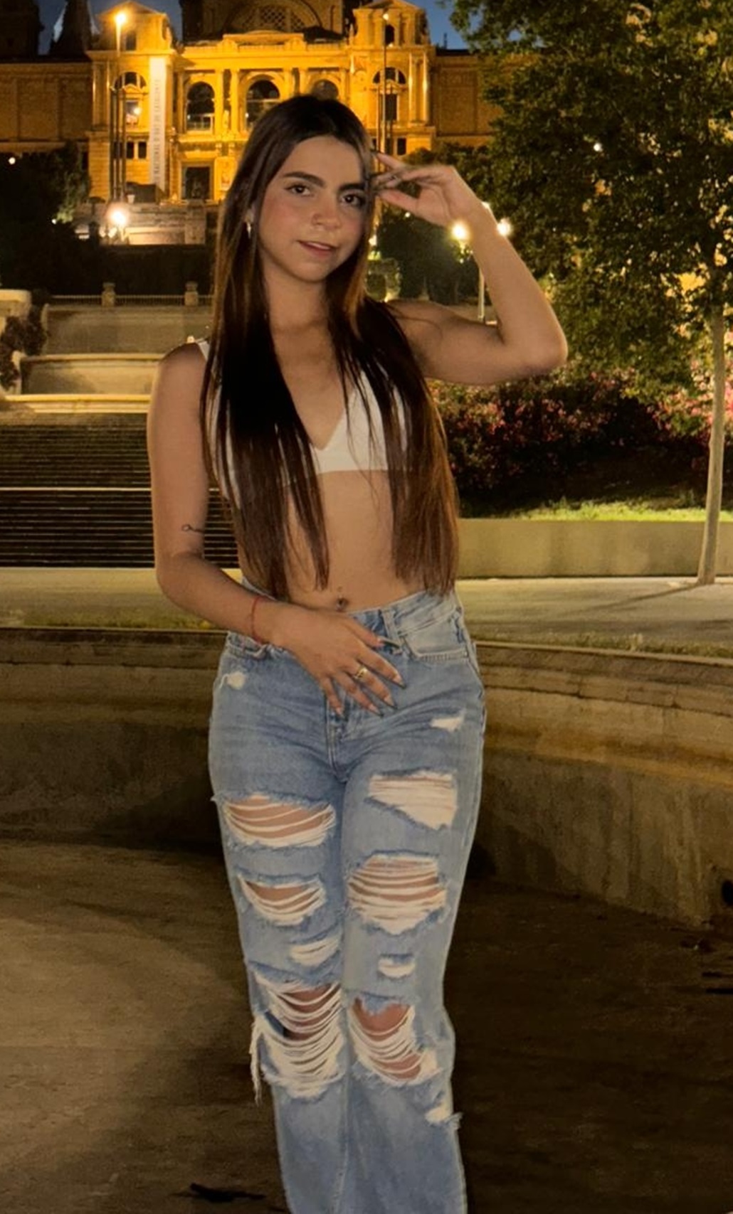 631925175|LAURA|Chica