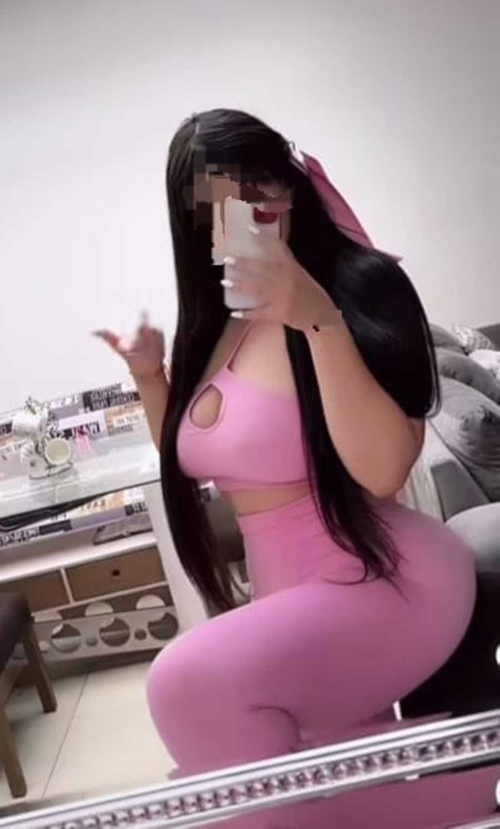 614682728|ANGELA|Chica