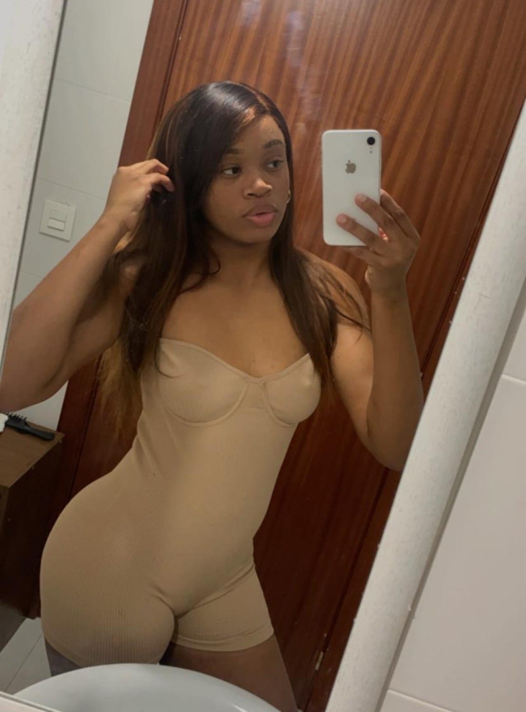 613716984|VALERIA|Chica