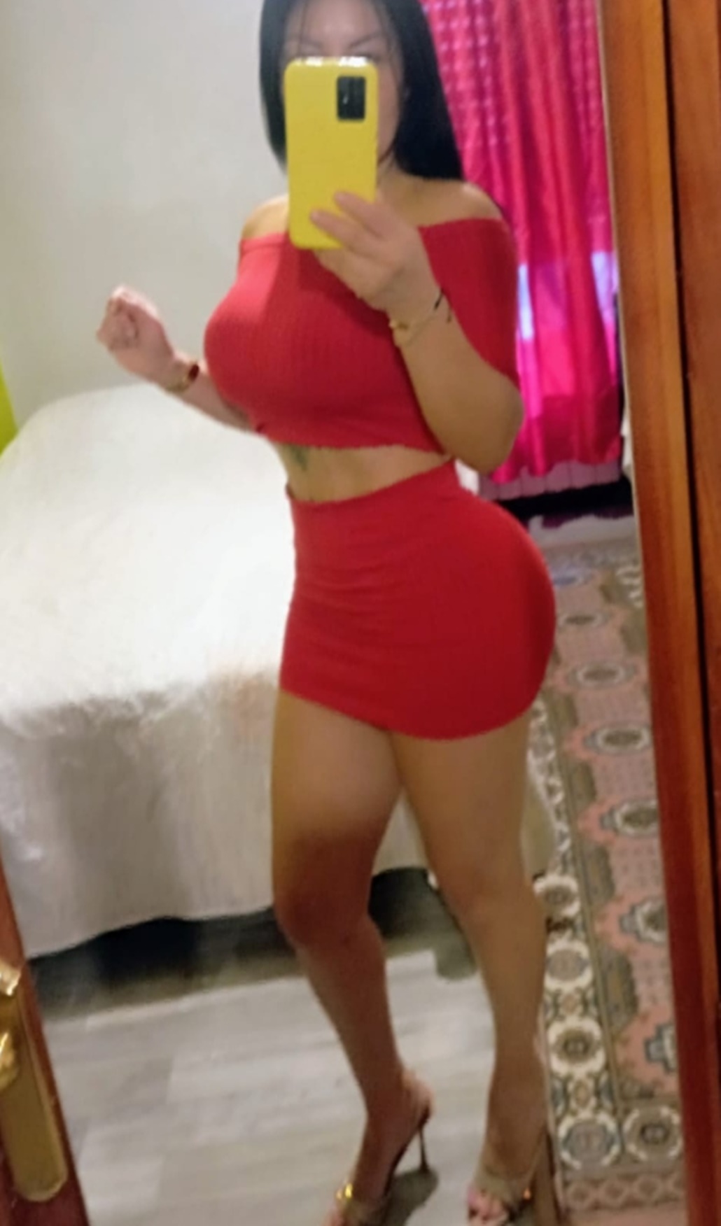 697928028|SAMARA|Chica