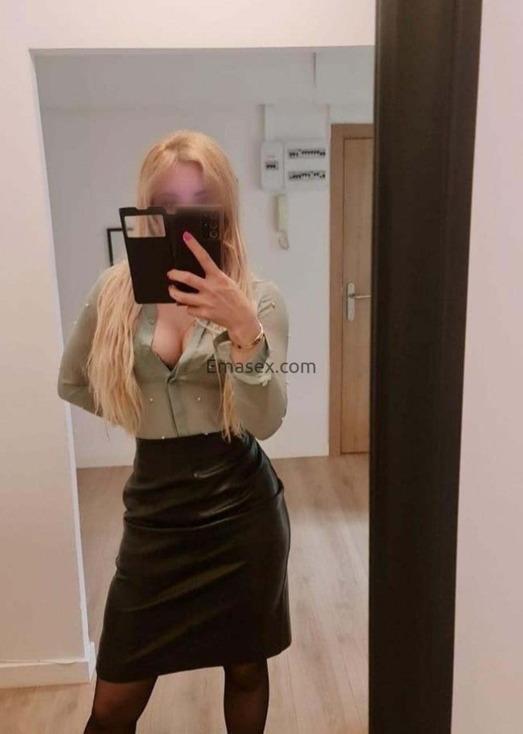  DANIELA