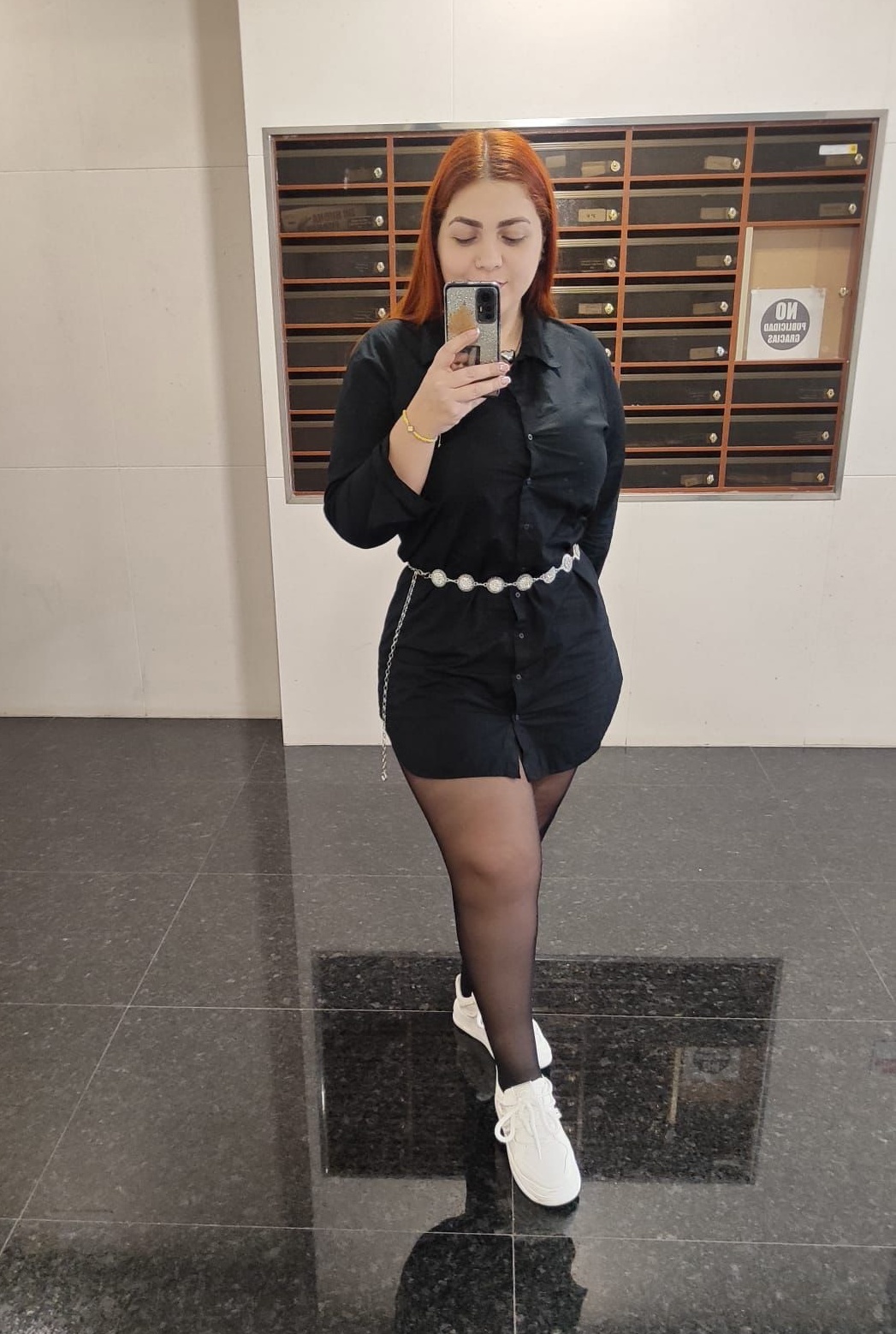 680687637|ANA|Chica