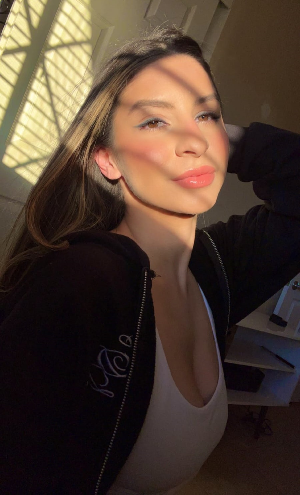 622259236|LUCIE|Chica