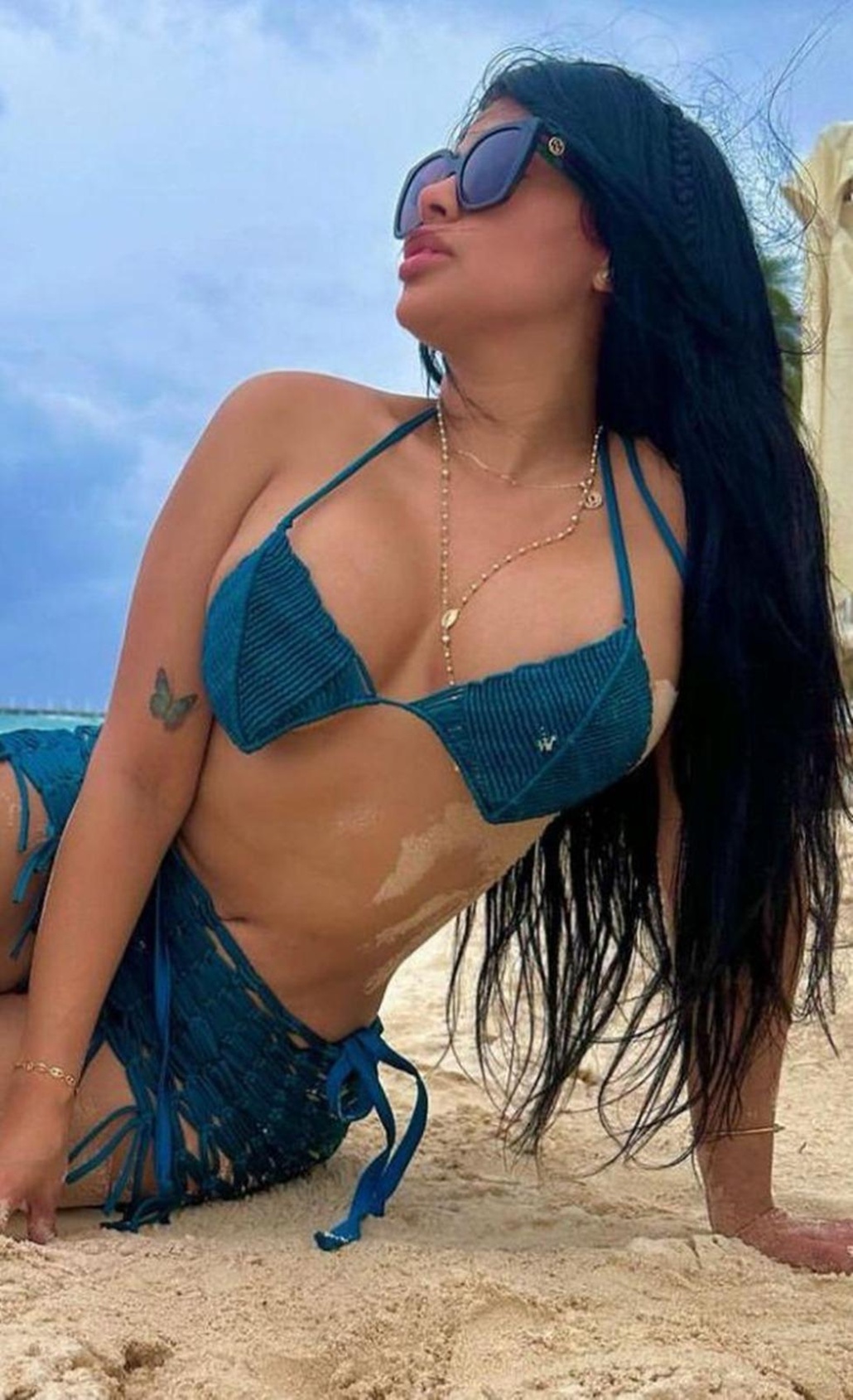 613338416 | CRISTAL | Chica