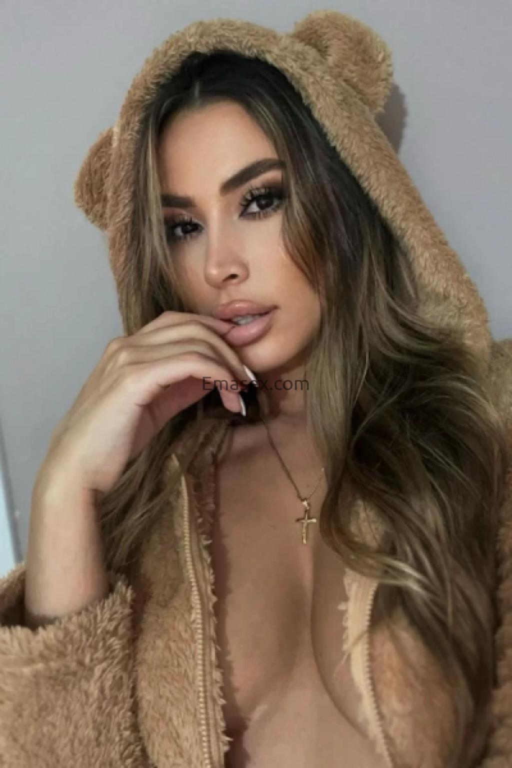 EMILIANA