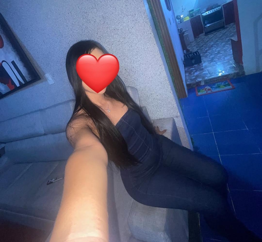 632947622|ABY|Chica