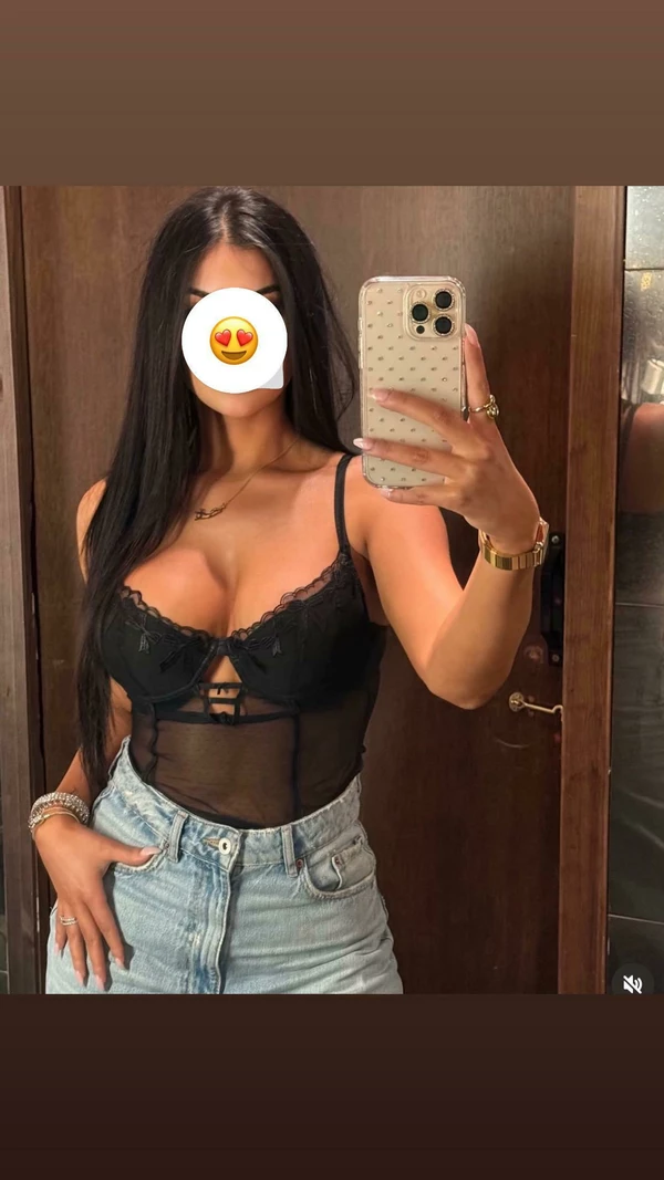 610799793|MARINA CATALANA|Chica
