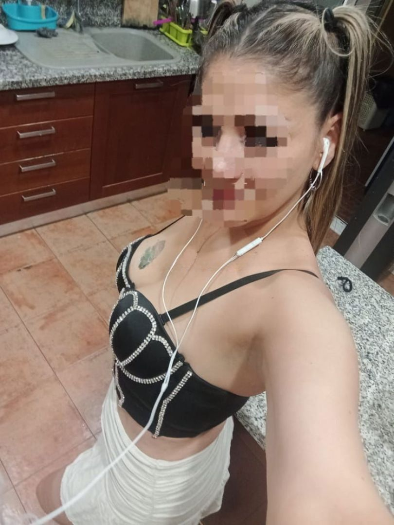 664034194|NATHALIA|Chica