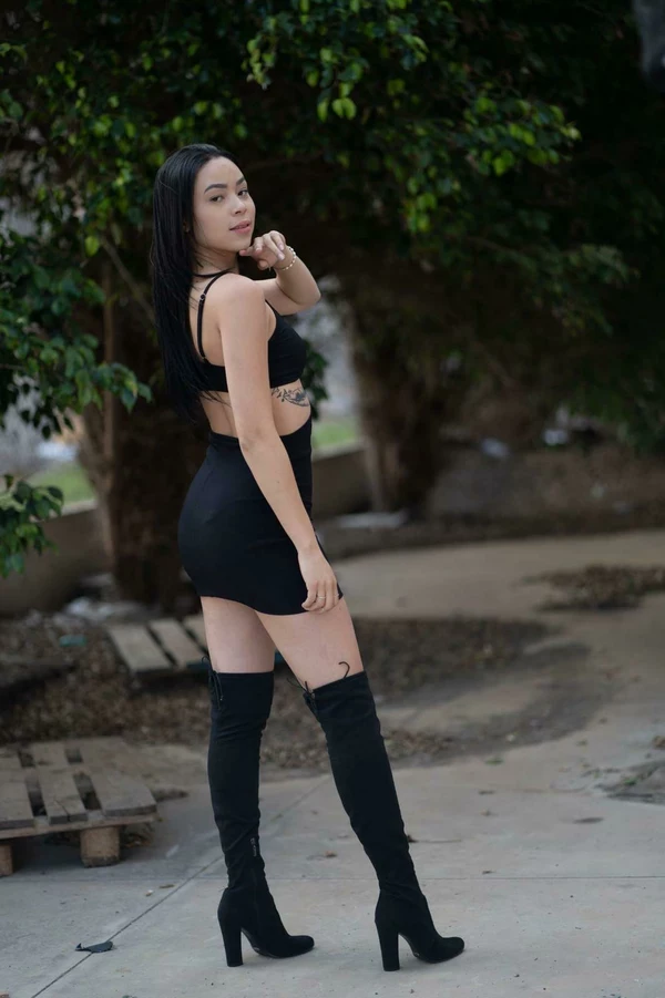 688680720|NATALIA|Chica