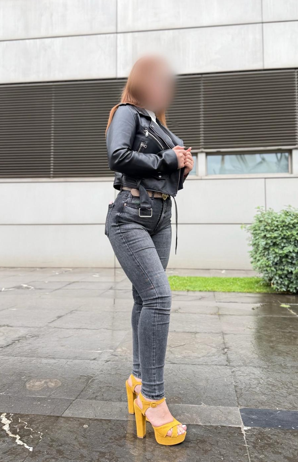 gallery-photo