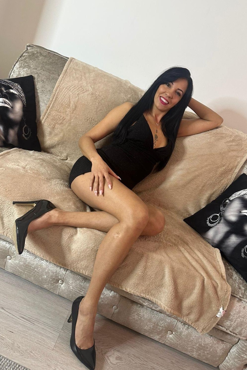 603170246|LAURA|Chica