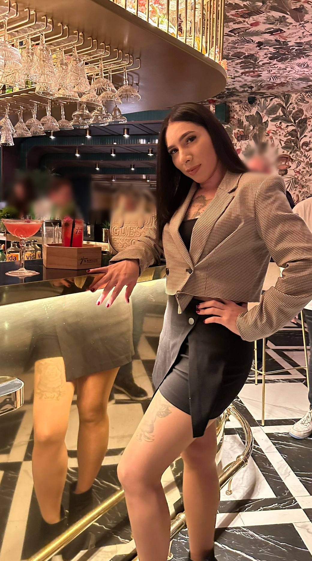 gallery-photo