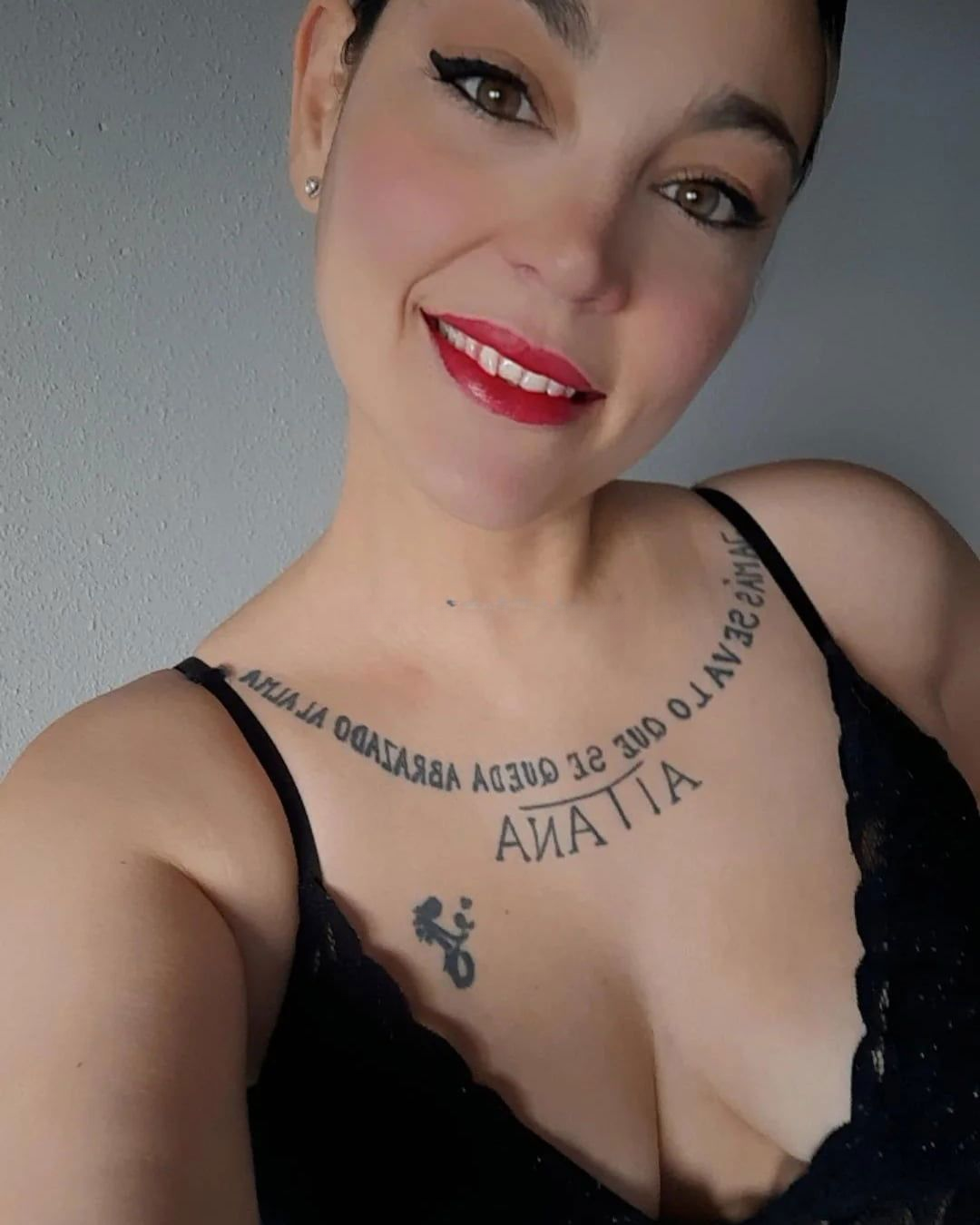 643041046|EVA|Chica