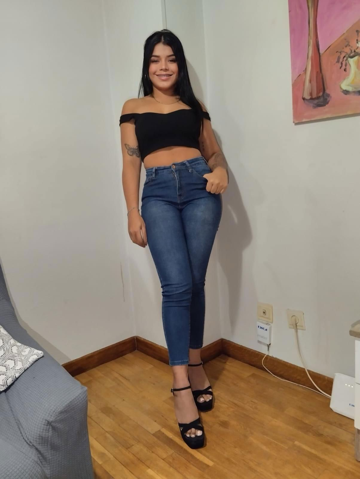 600380939|NICOLE|Chica