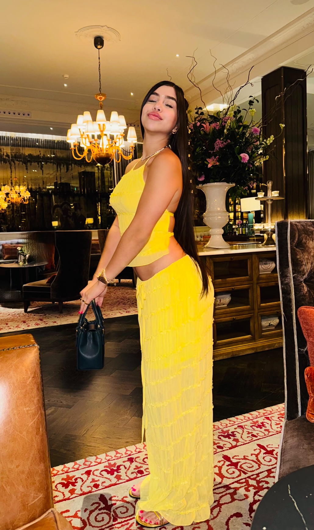 610978172|CAMILA|Chica