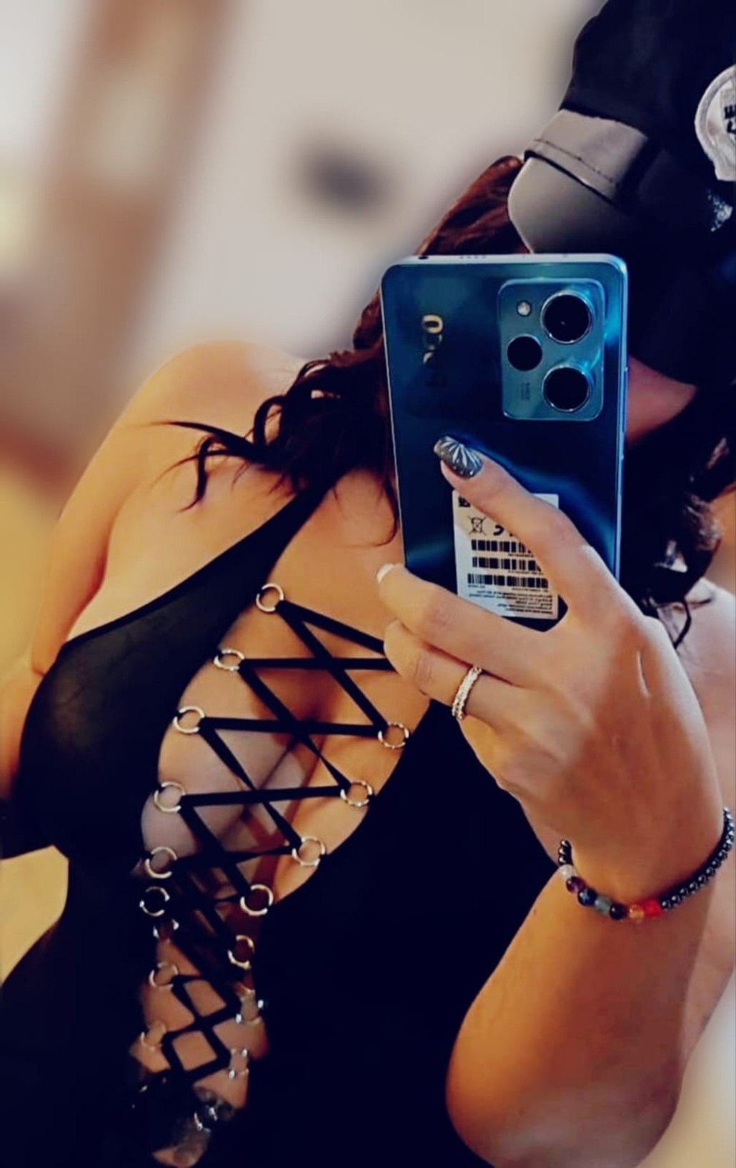 662122345|MIA|Chica