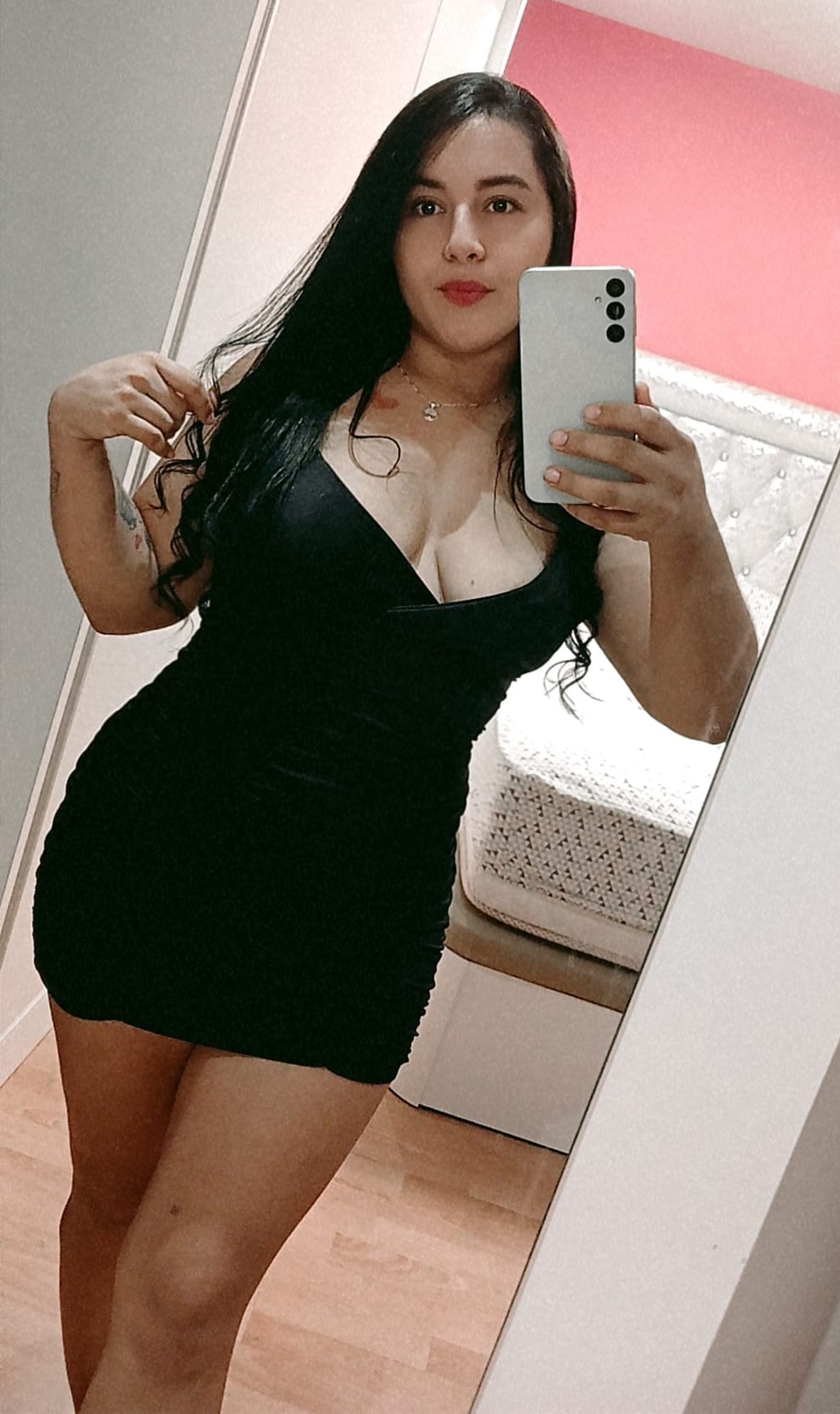 687537594|MARY|Chica