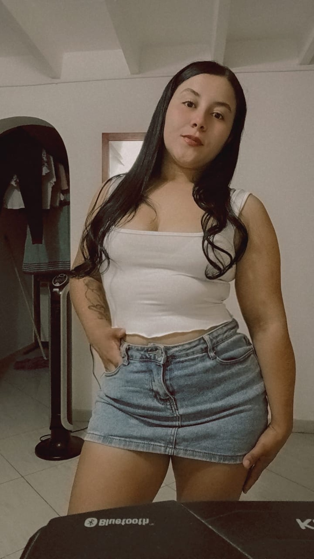 687537594|MARY|Chica