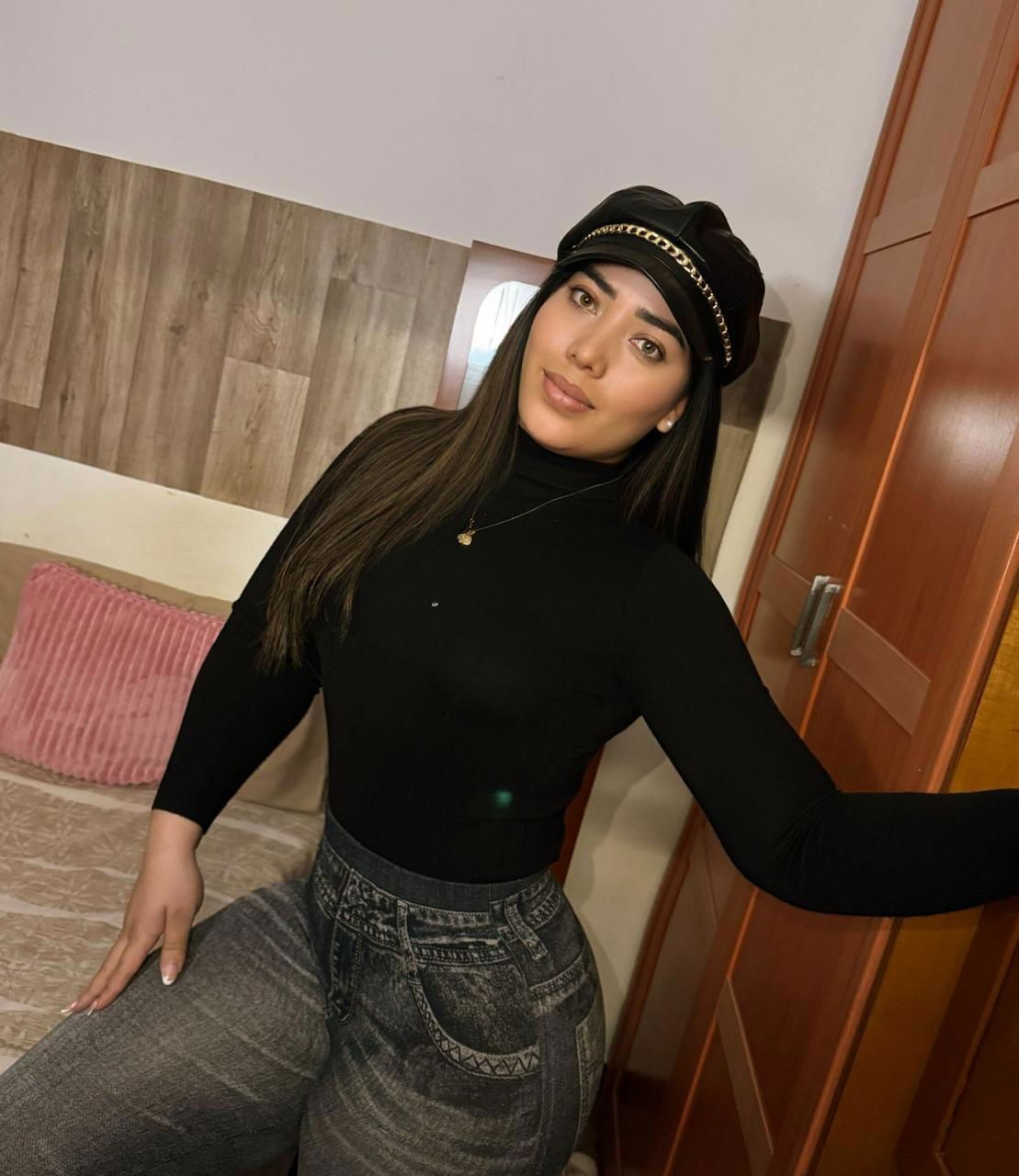615557575|ISABELA|Chica