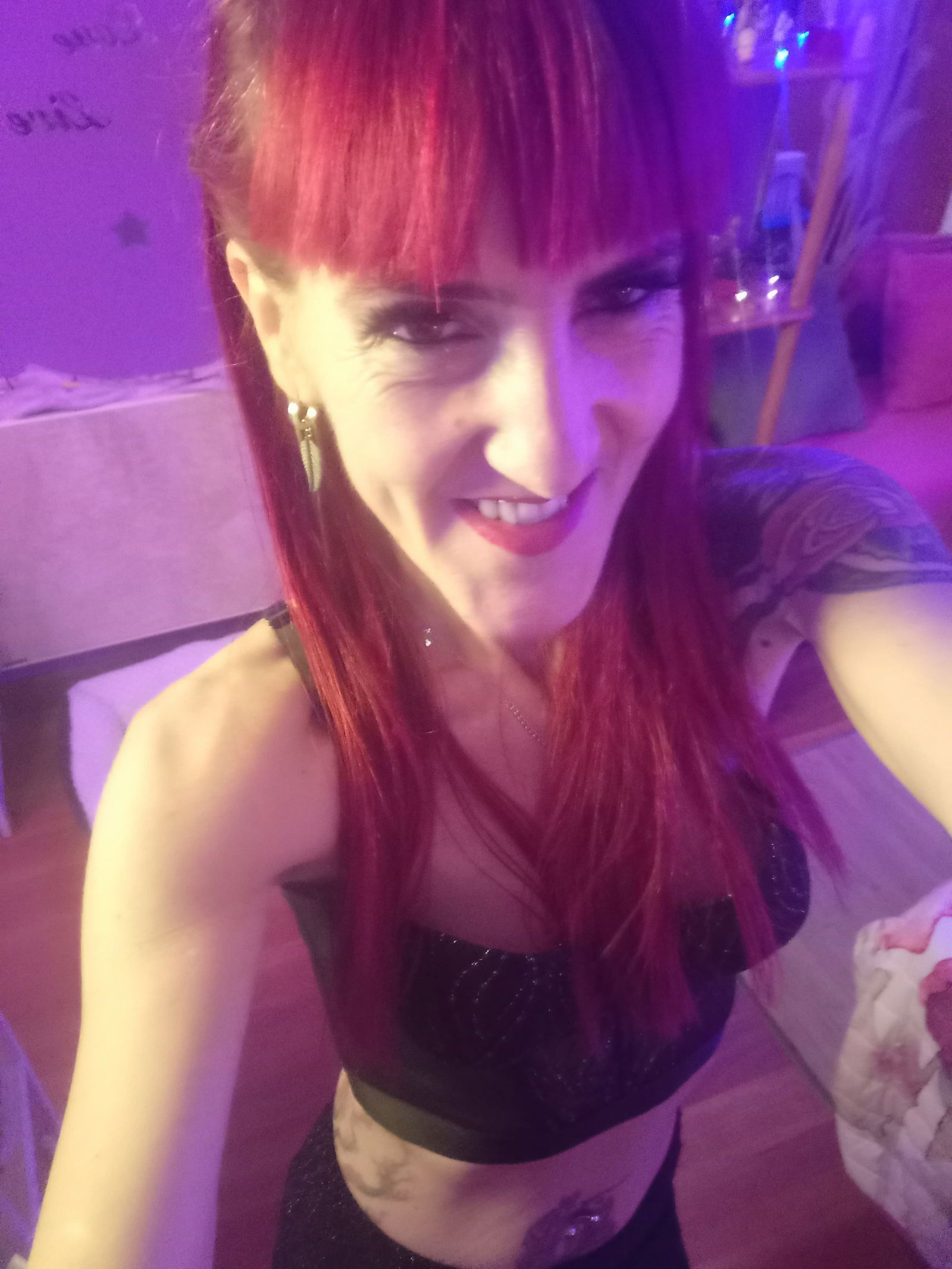 645868203|MARIA|Chica