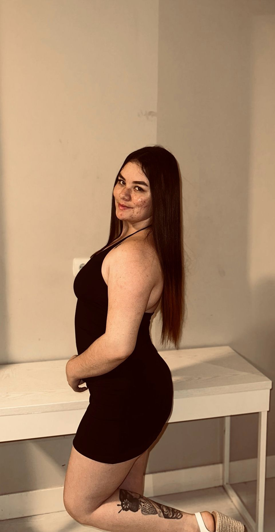 634038494|SALOMÉ|Chica
