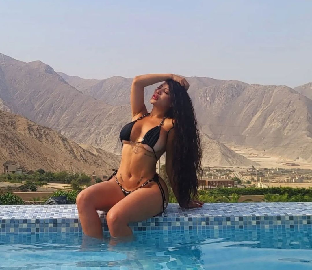 614446507|NICOLE|Chica