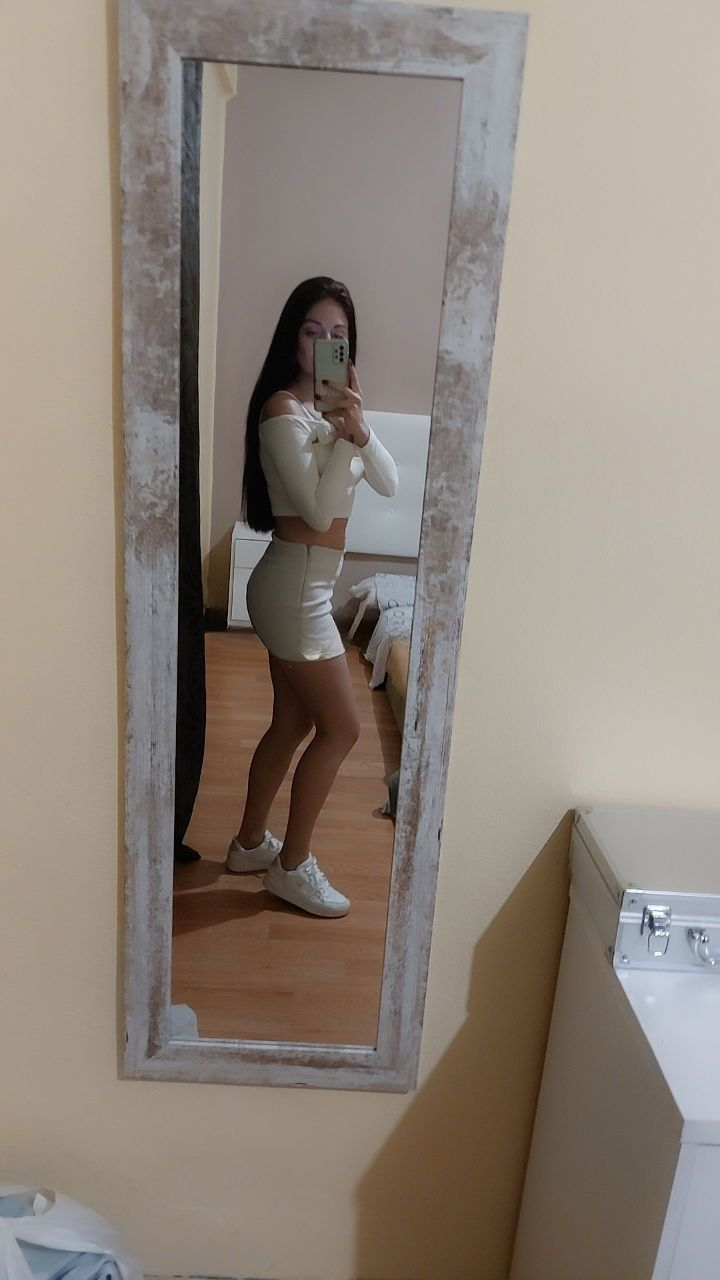 631030243|MARÍA|Chica