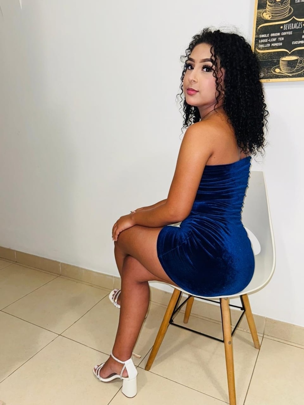 639128129|ANGY|Chica