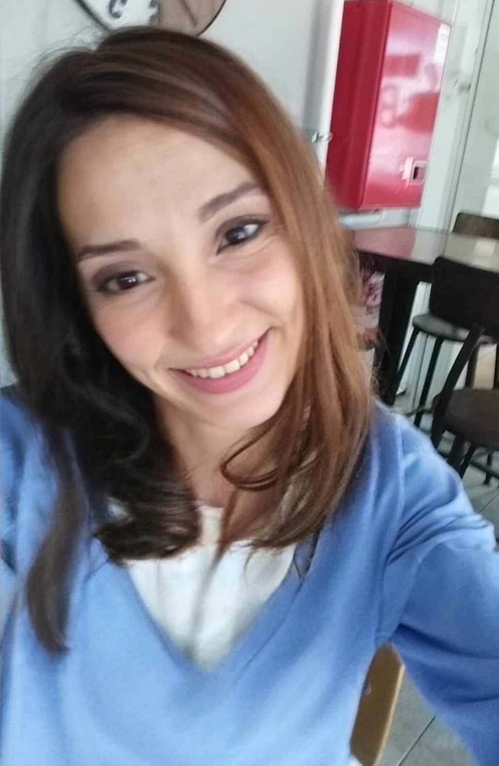 696647380|MARIA DOLORES|Chica