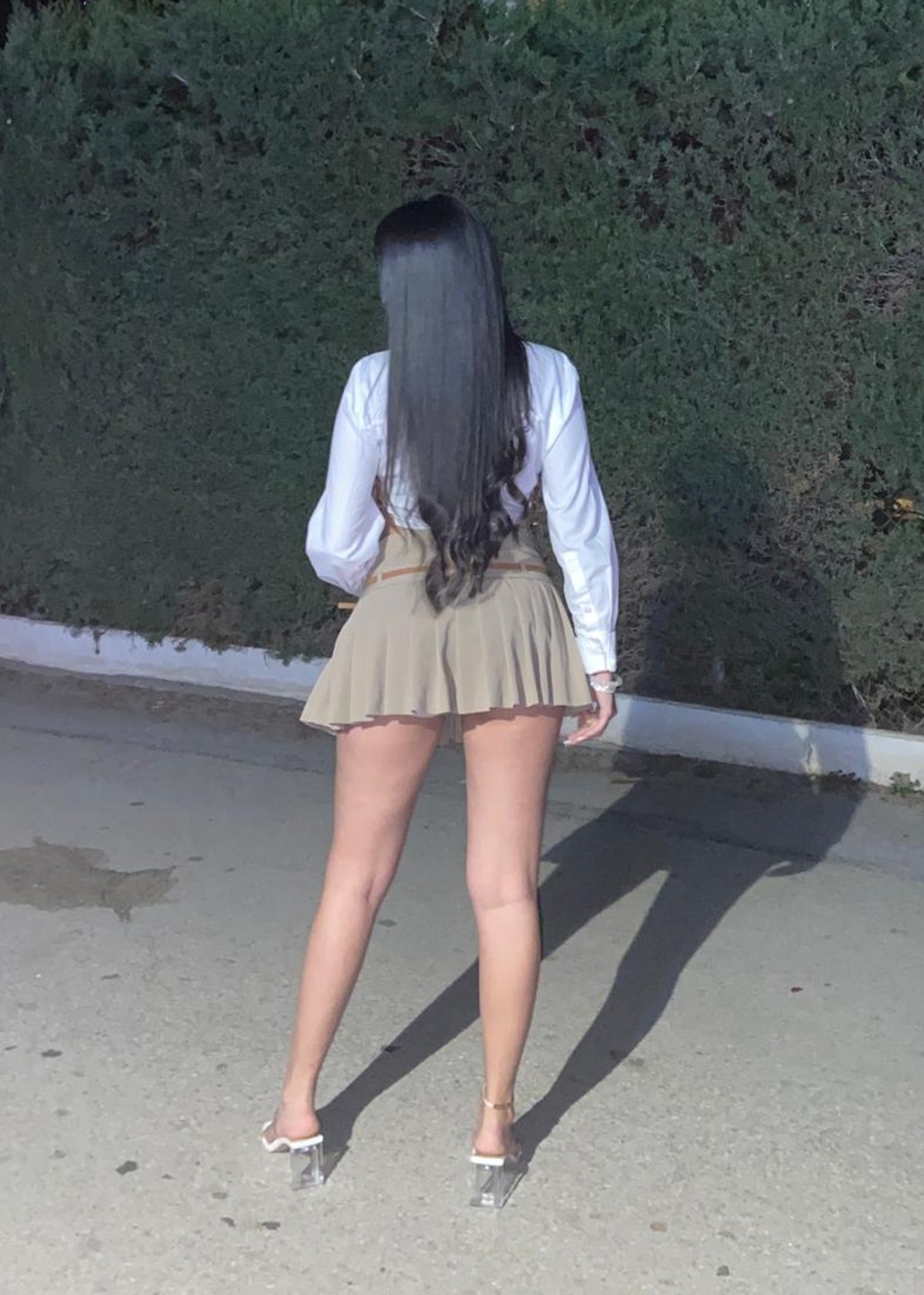 611886443|SARA|Chica
