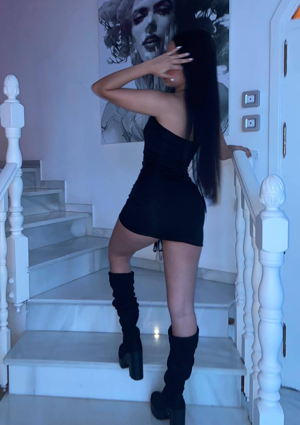 611886443|SARA|Chica