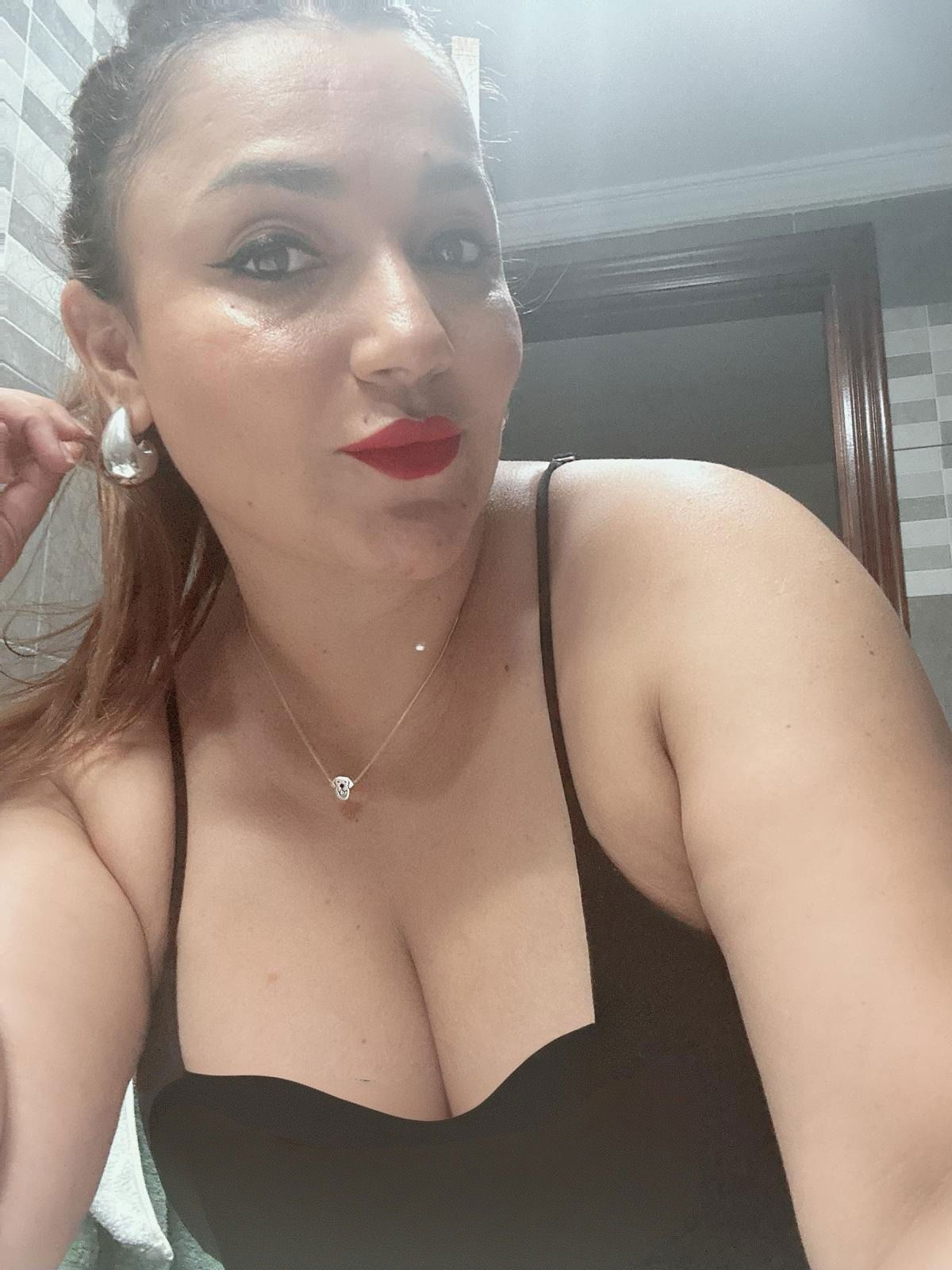 641963523|PAULA|Chica