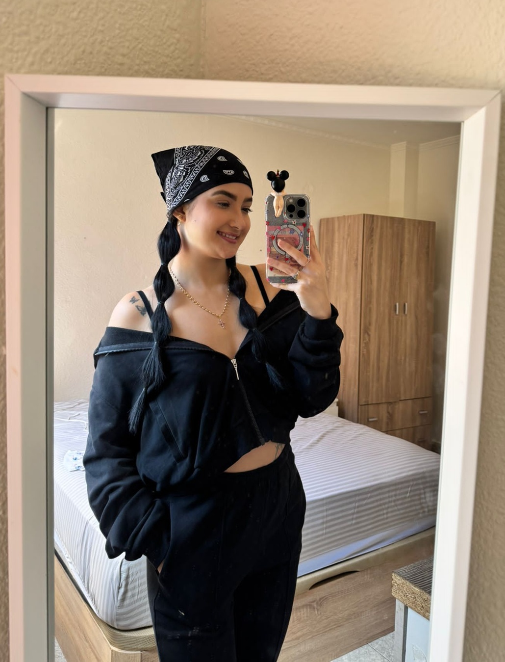 602068869|CATALINA|Chica