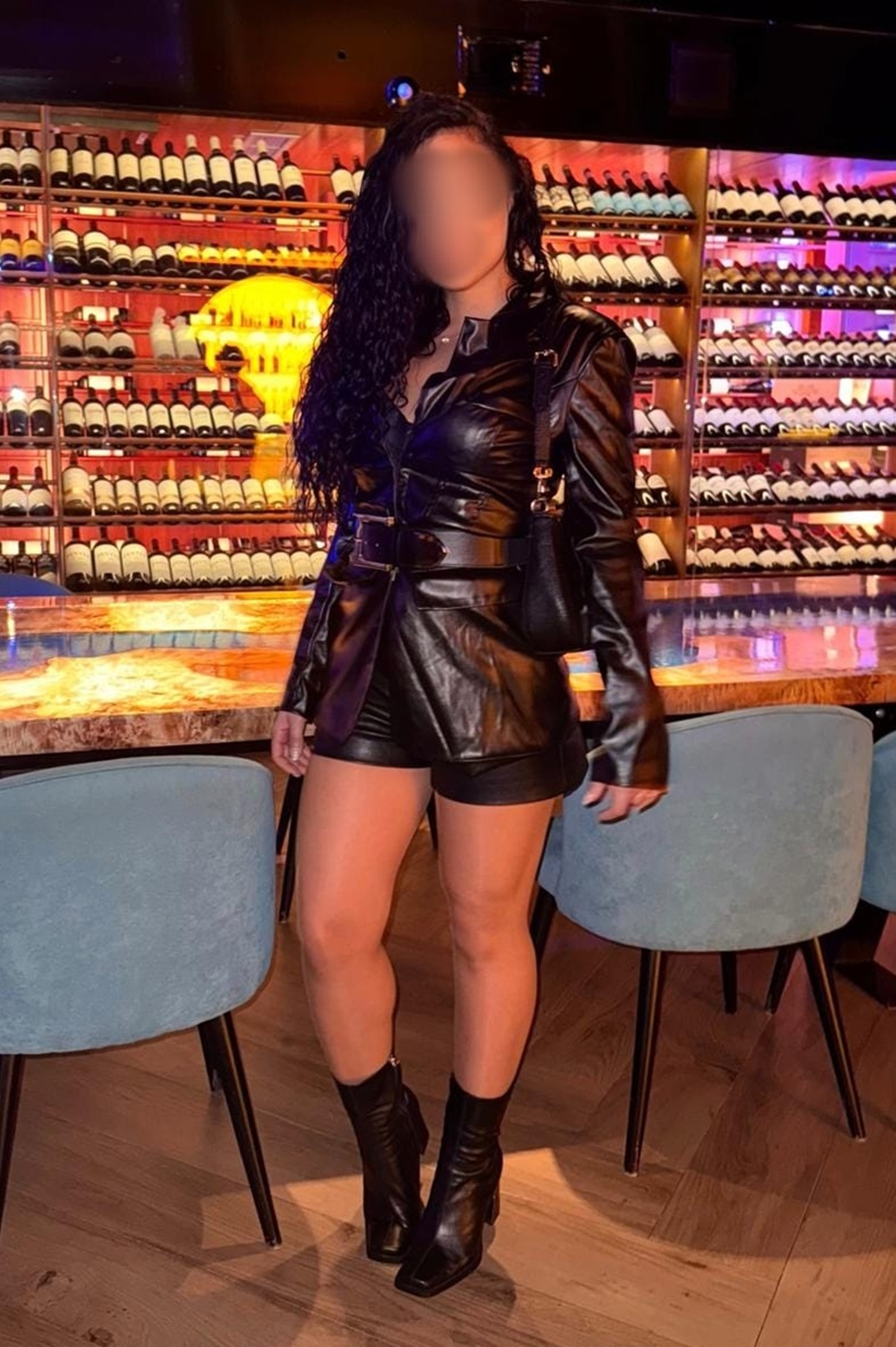 613709014|ANITTA|Chica