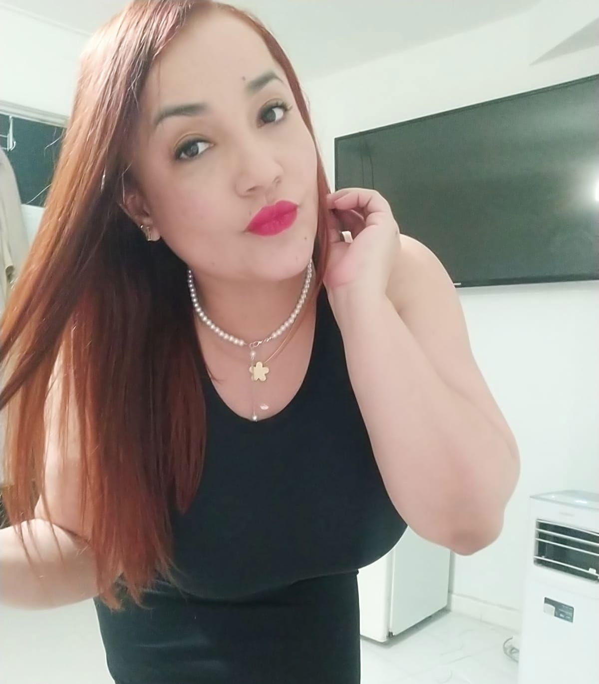 641963523|PAULA|Chica
