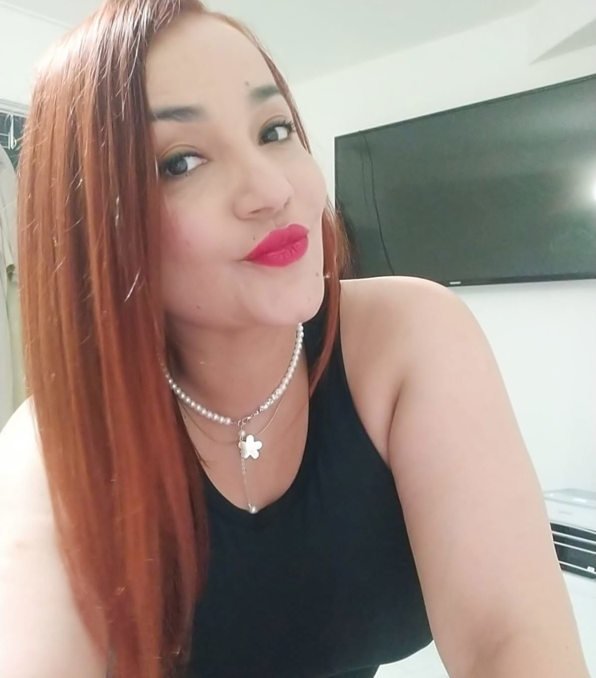 641963523|PAULA|Chica