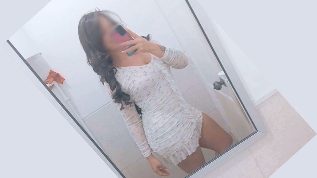 632255745|BELA|Chica