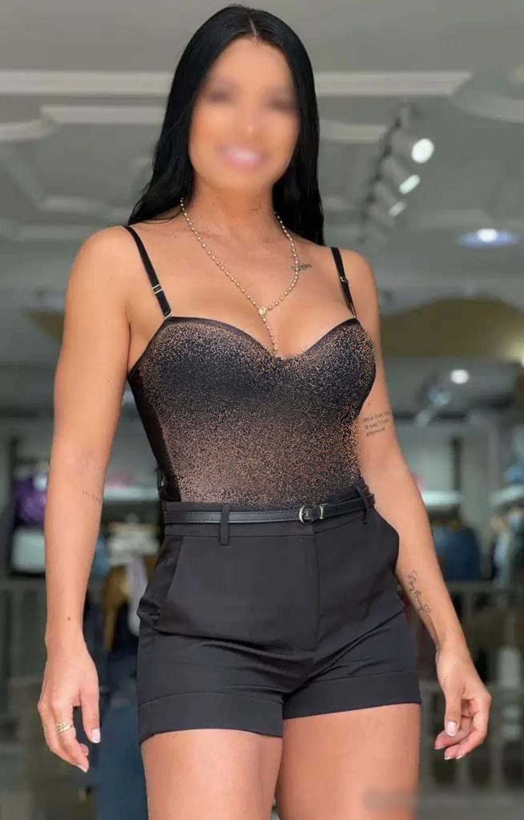 643553500|VANNE|Chica